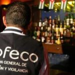 PROFECO va por restaurantes y bares que exigen consumo mínimo y propinas